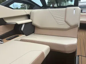 2027-mastercraft-x24-148804-image13.webp