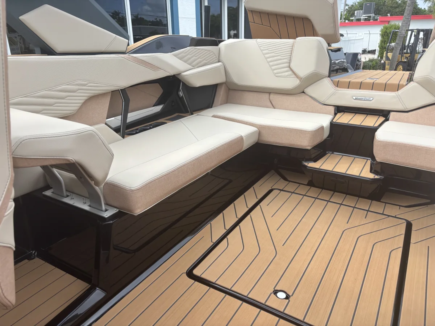 2027 Mastercraft X24