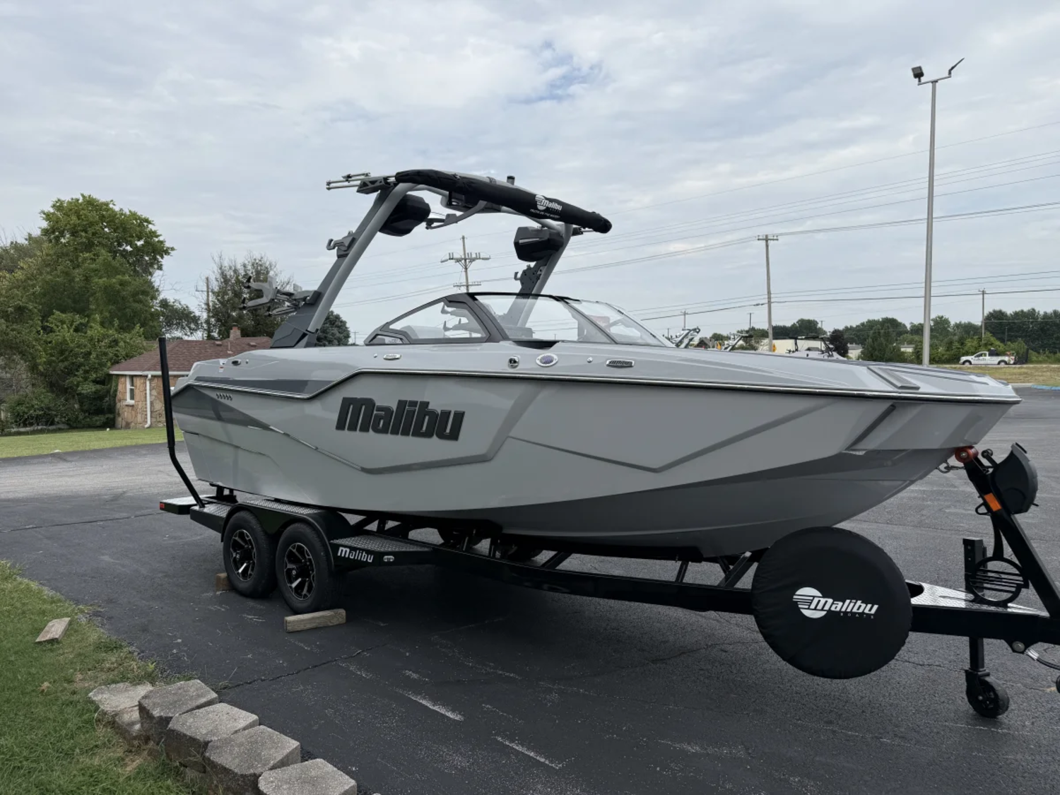 2026 Malibu M230
