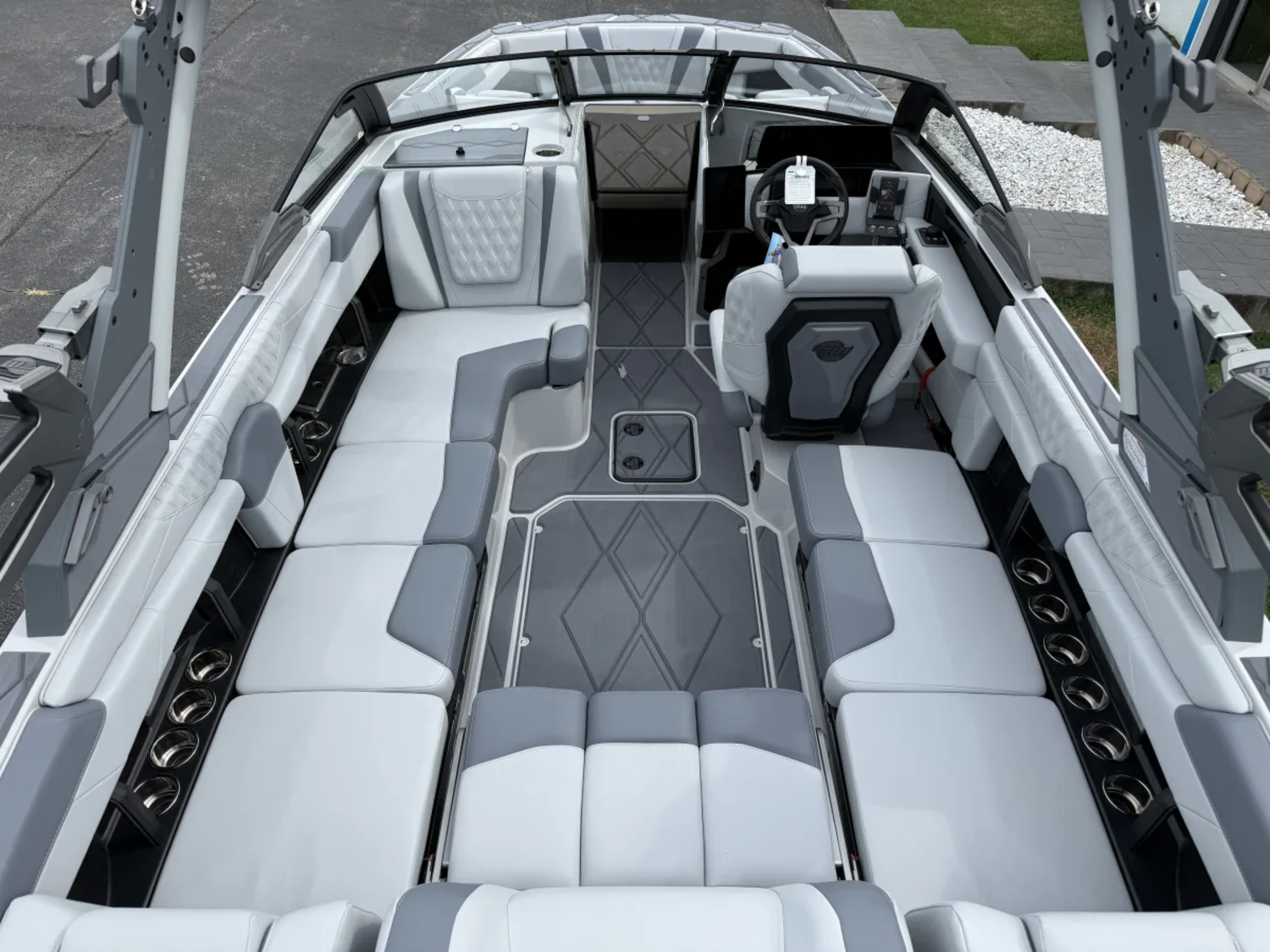 2026 Malibu M230