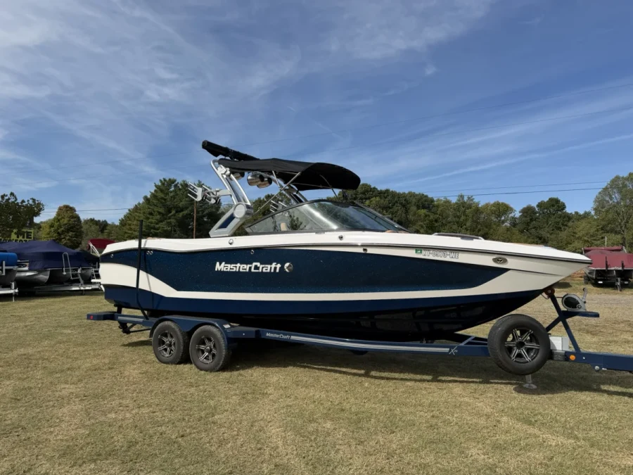 2022-mastercraft-x26-148810-image1.webp