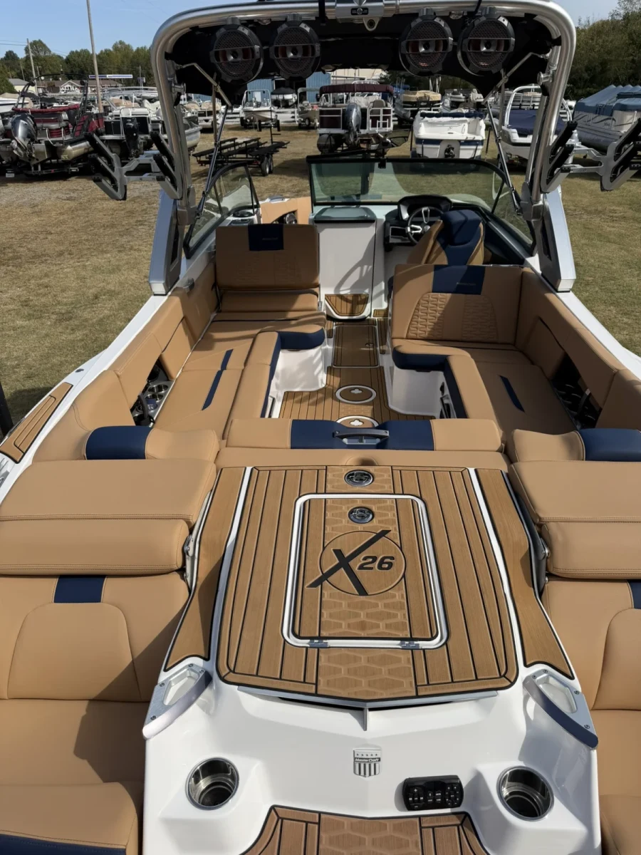 2022-mastercraft-x26-148810-image4.webp