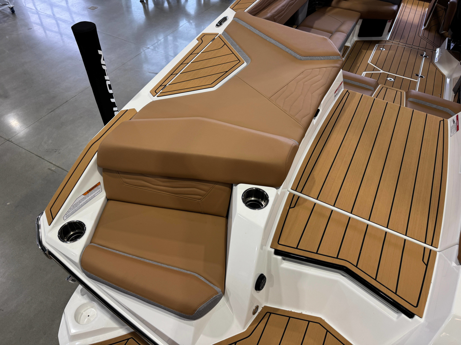 2027 Nautique Super Air Nautique G23