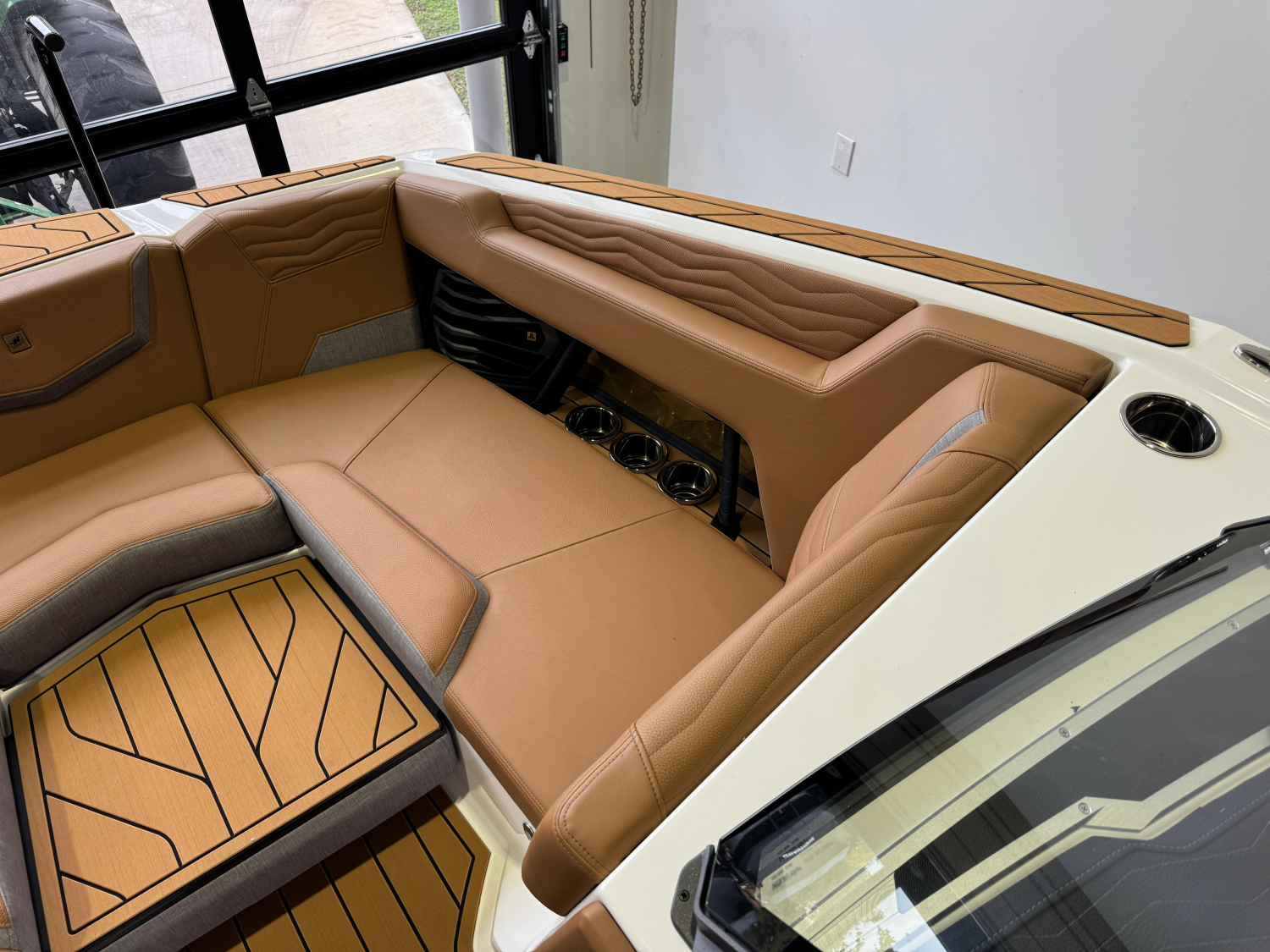 2027 Nautique Super Air Nautique G23