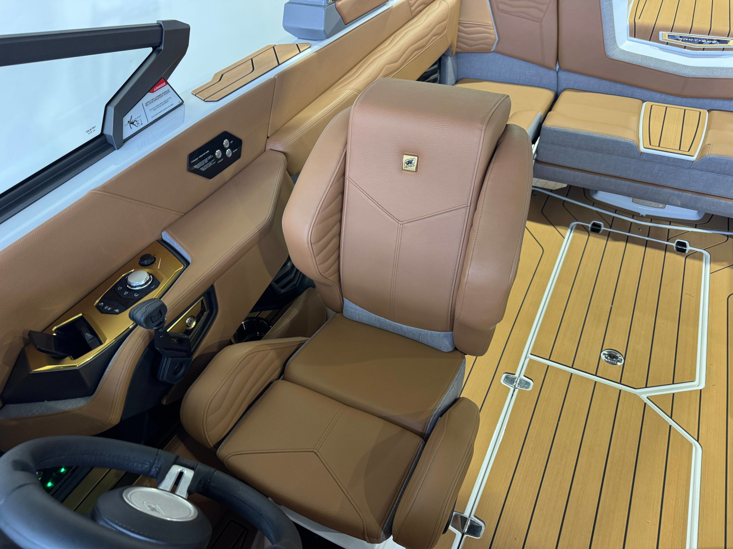 2027 Nautique Super Air Nautique G23