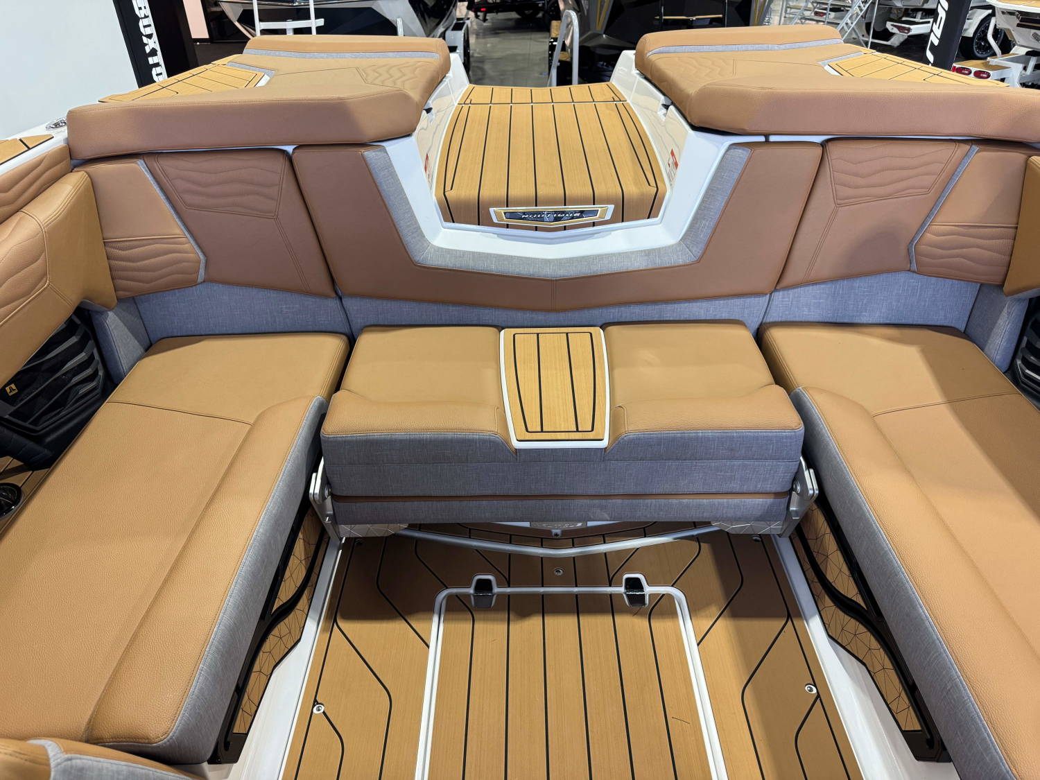 2027 Nautique Super Air Nautique G23