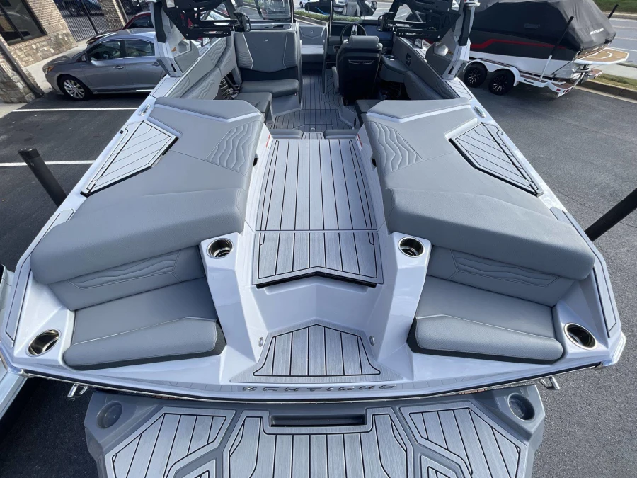 2027-nautique-g21-148818-image18