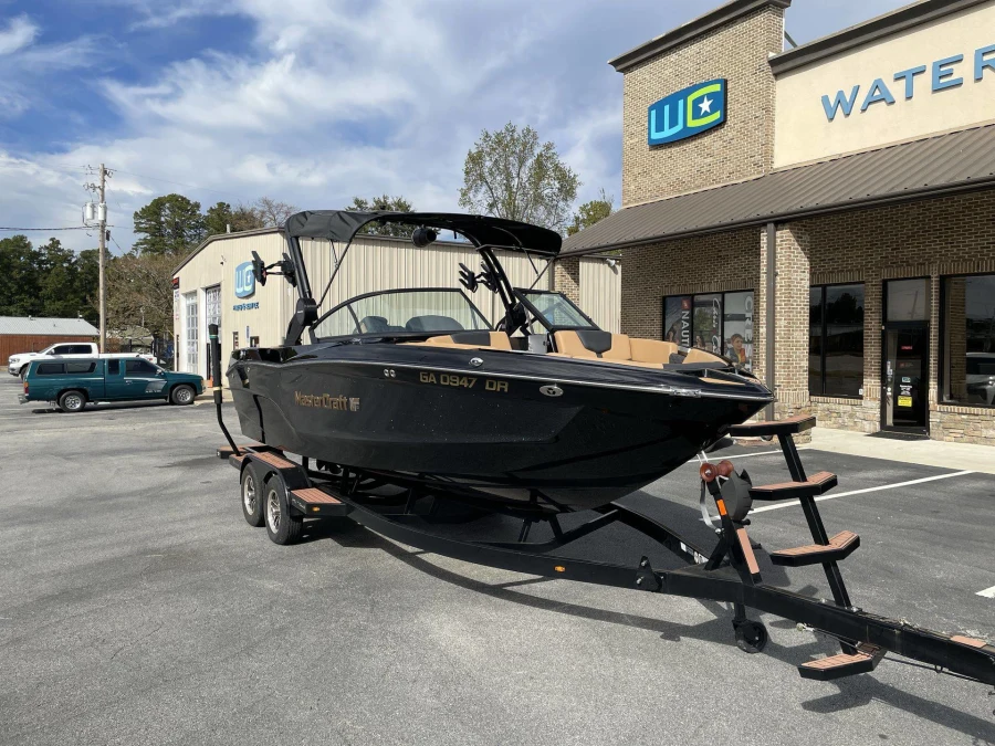 2024-mastercraft-xt23-148819-image24