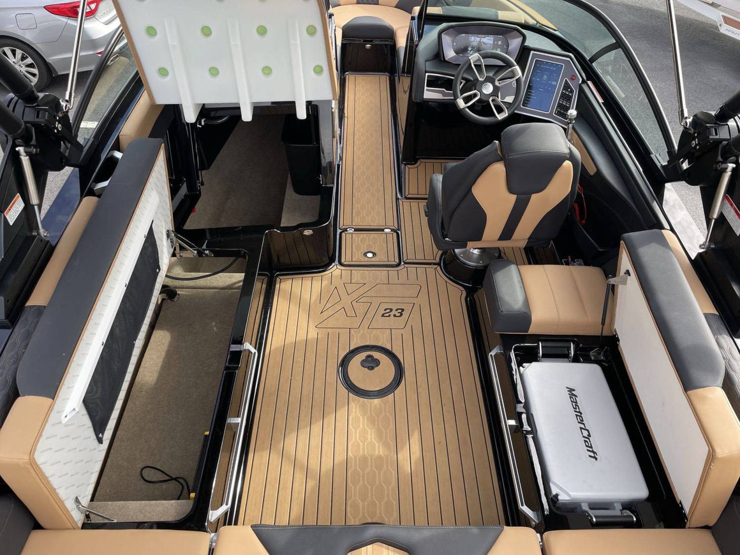 2024 MasterCraft XT23
