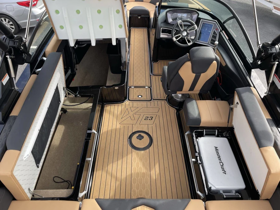 2024-mastercraft-xt23-148819-image8