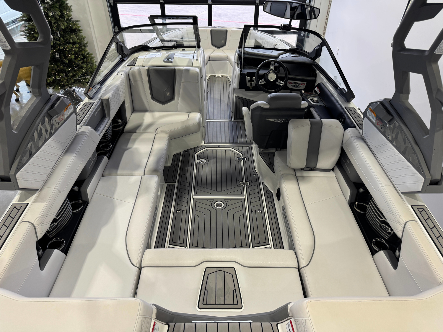 2019 Nautique Super Air Nautique G23