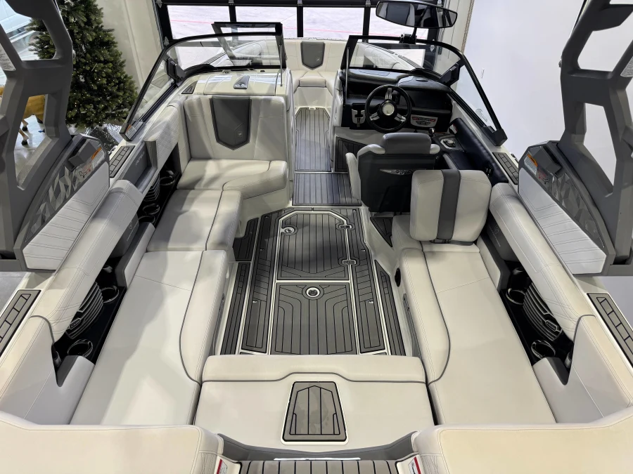 2019-nautique-g23-148825-image12