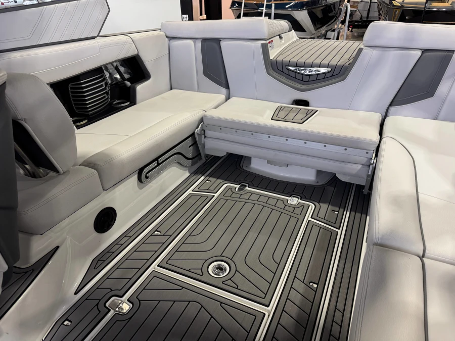 2019-nautique-g23-148825-image14