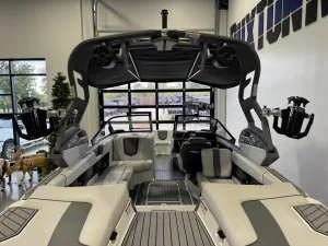 2019-nautique-g23-148825-image8