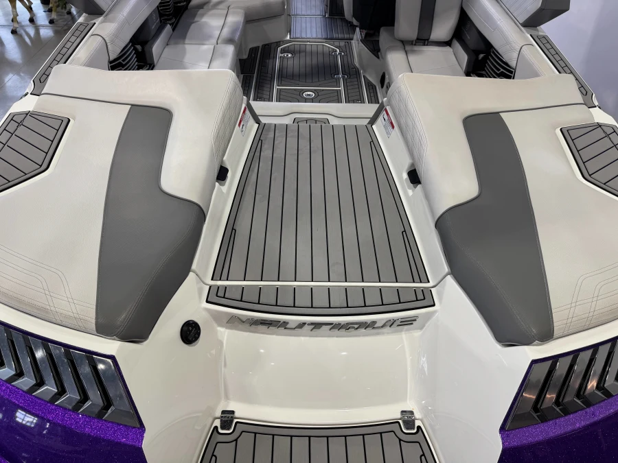 2019-nautique-g23-148825-image9