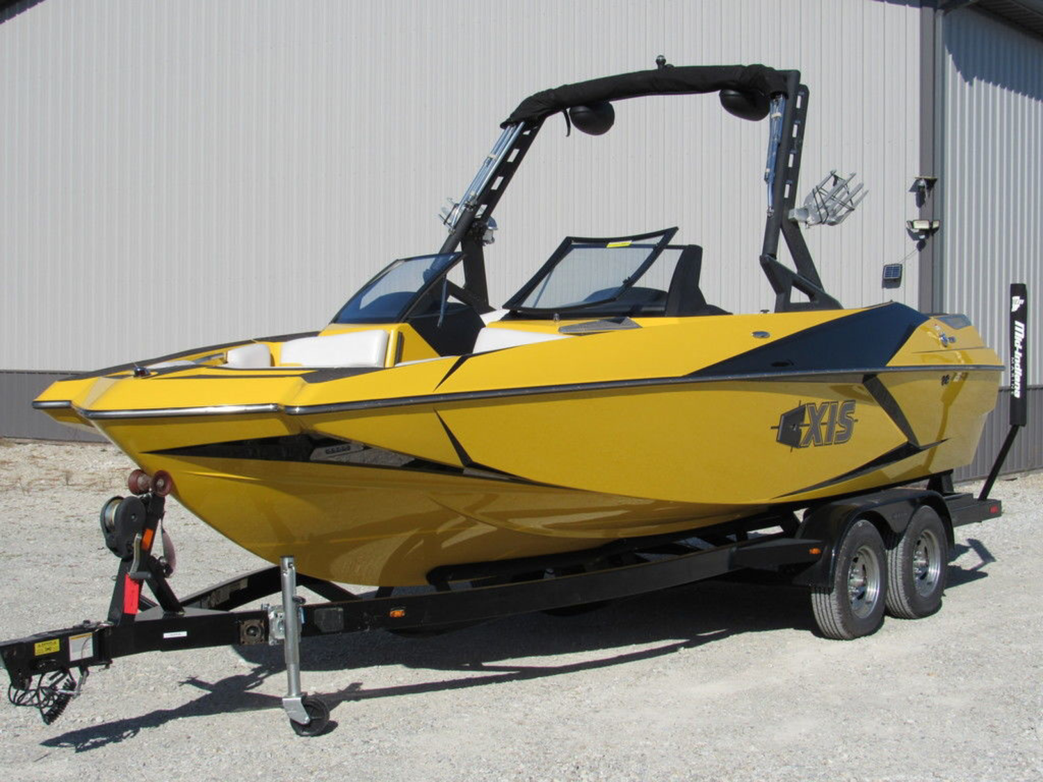 2015 Axis Wake Research A22