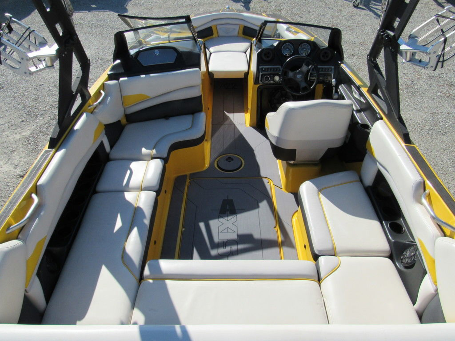2015 Axis Wake Research A22