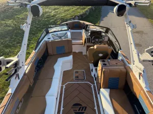 2022-malibu-wakesetter-25-lsv-148843-image11