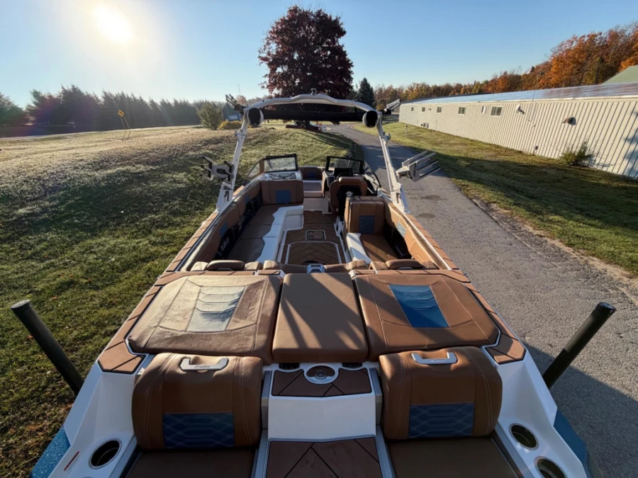 2022-malibu-wakesetter-25-lsv-148843-image9