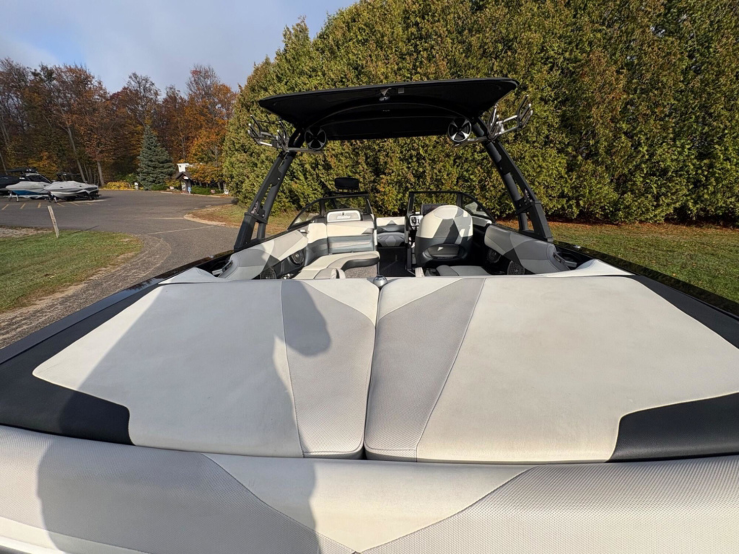2016 Malibu Boats 23 LSV
