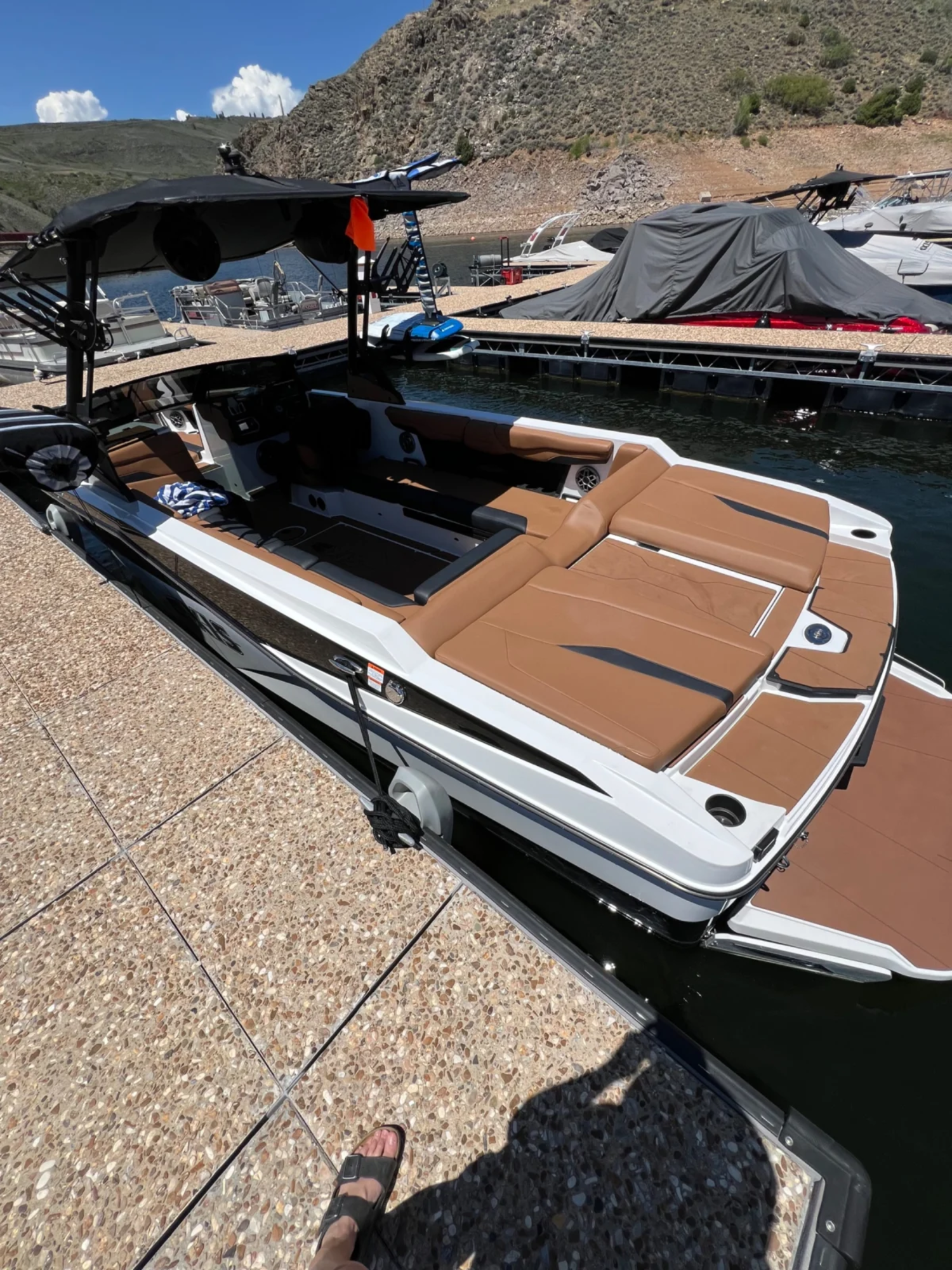2023 Axis Boats T250