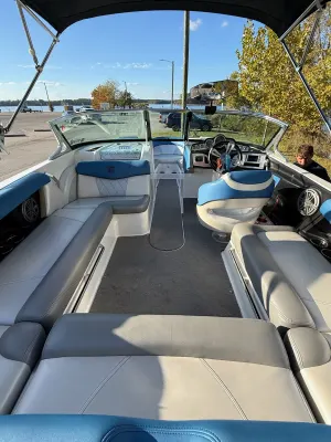 2014-mastercraft-x10-148850-image1.webp
