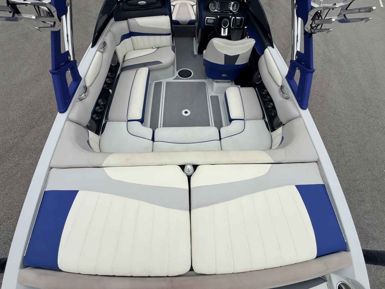 2012 Malibu Wakesetter 22MXZ