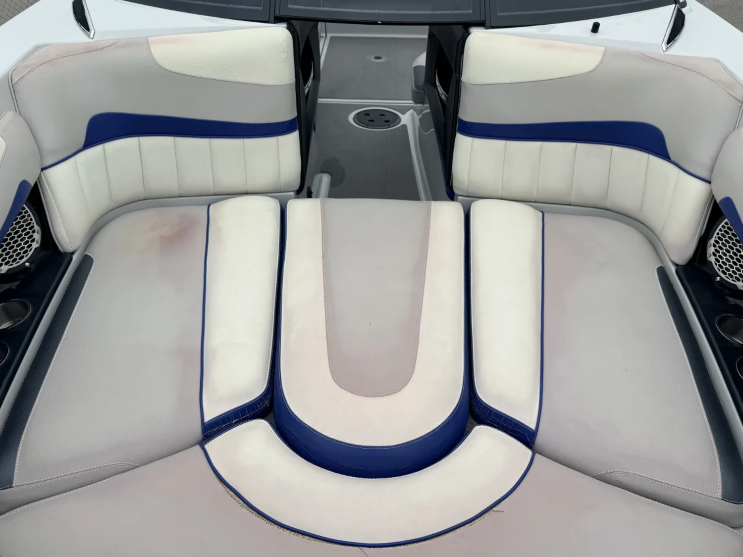 2012 Malibu Wakesetter 22MXZ