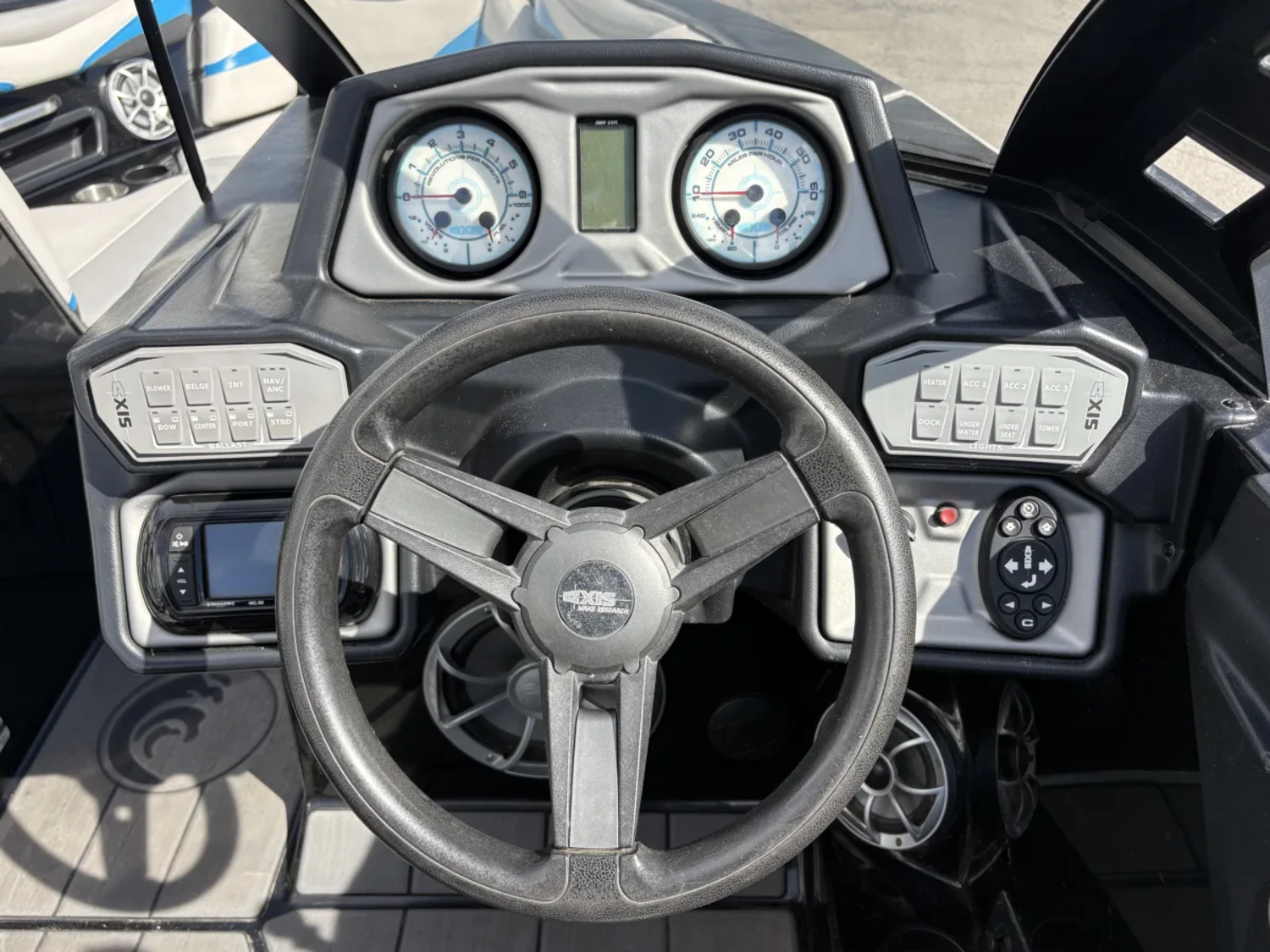 2018 22' Axis T22 Bowrider