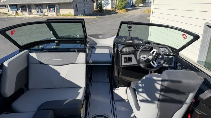 2023-mastercraft-nxt23-147113-image8.webp