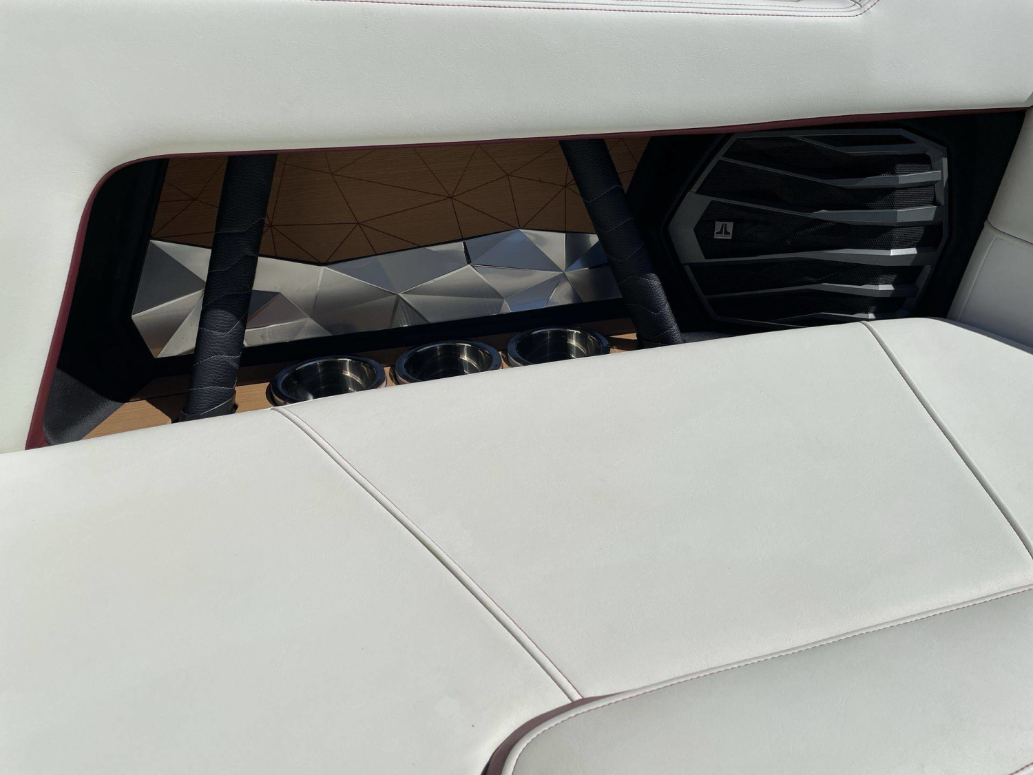 2025 Nautique G23