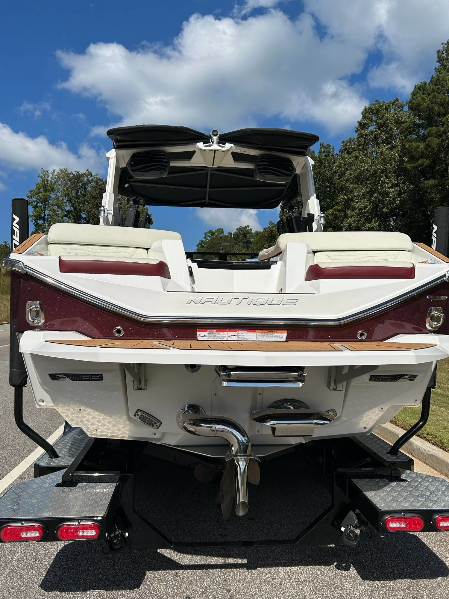 2025 Nautique G23