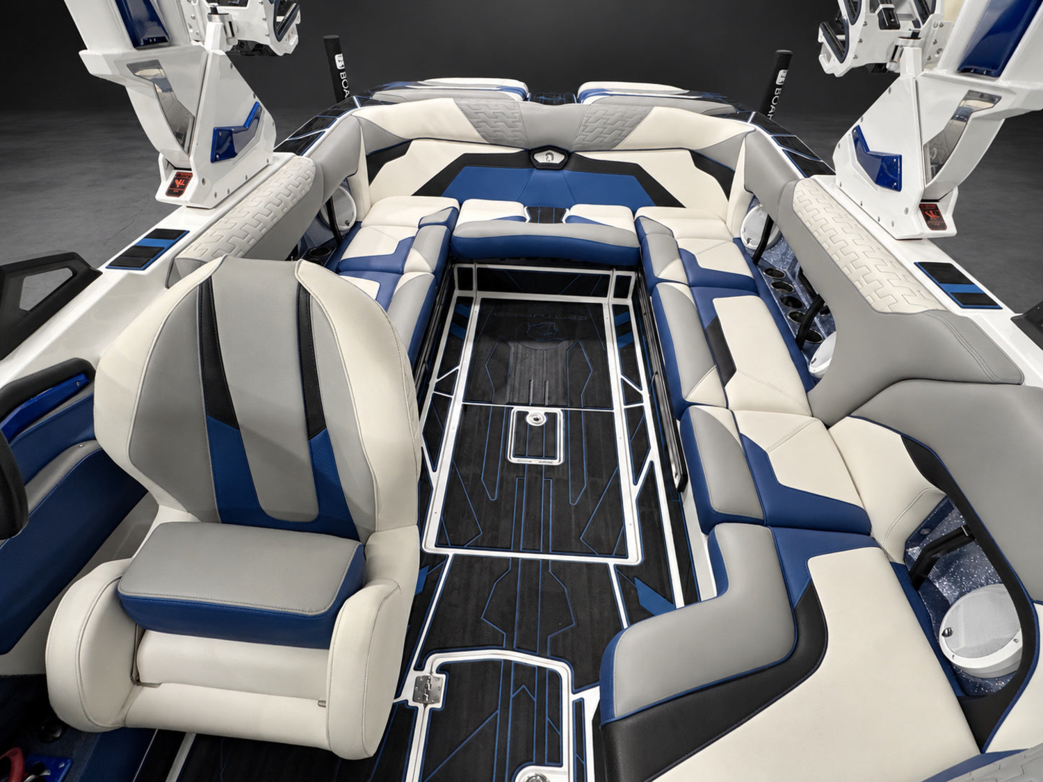 2024 Centurion Boats Ri245