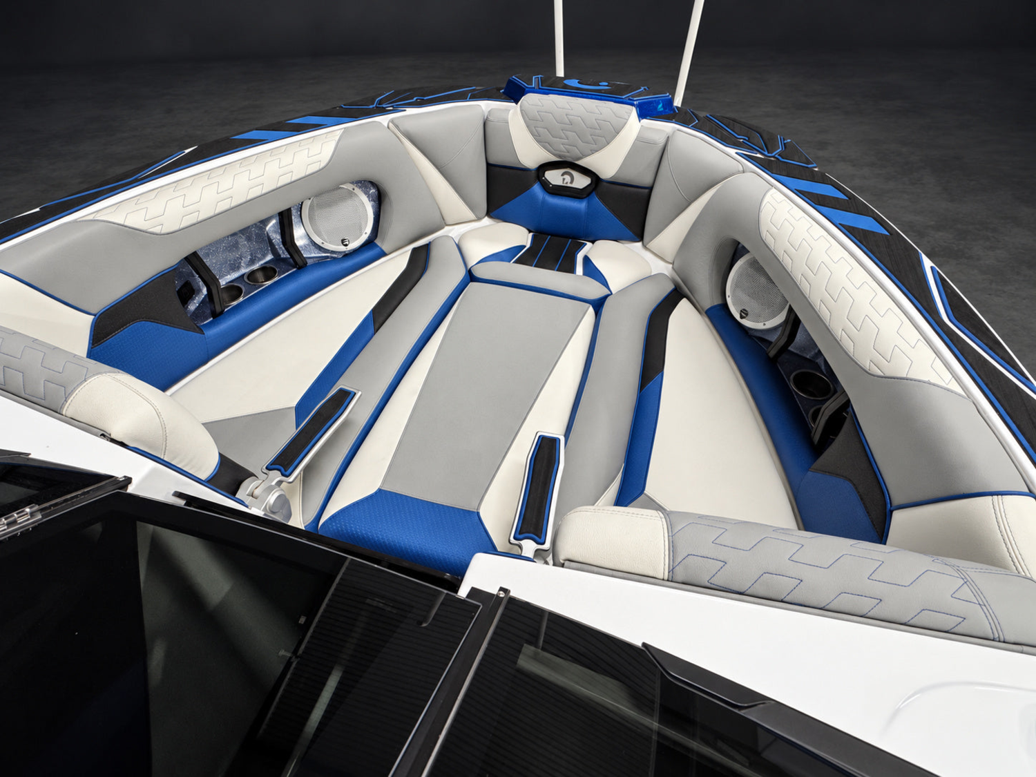2024 Centurion Boats Ri245