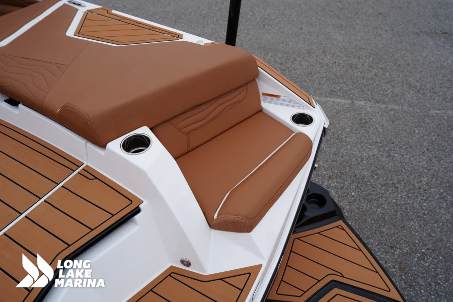 2027-nautique-g23-147161-image10