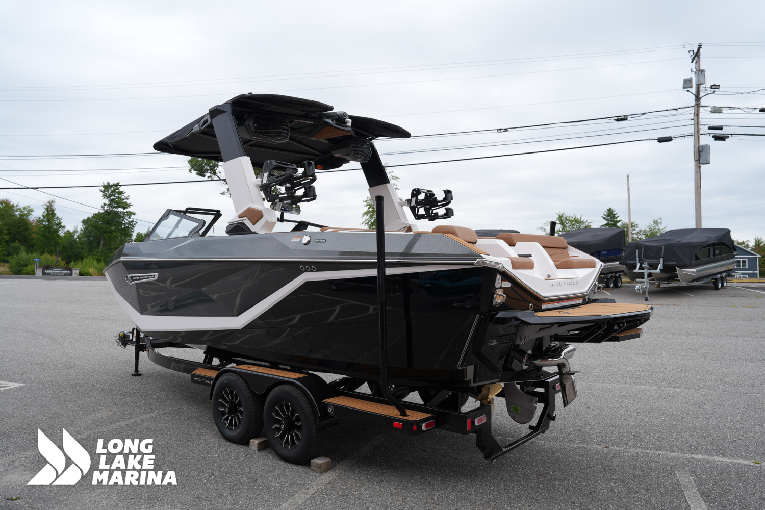 2027 Nautique G23