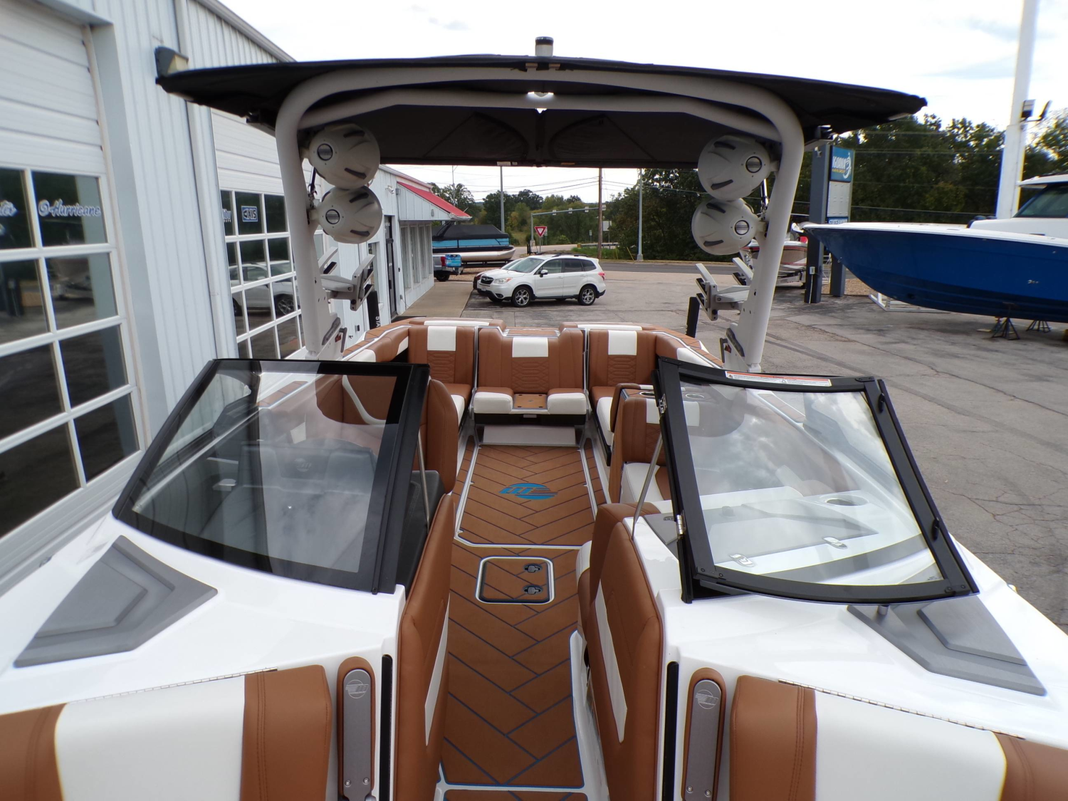2023 Malibu Wakesetter 26 LSV