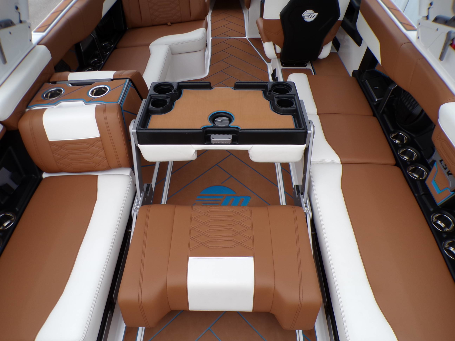 2023 Malibu Wakesetter 26 LSV