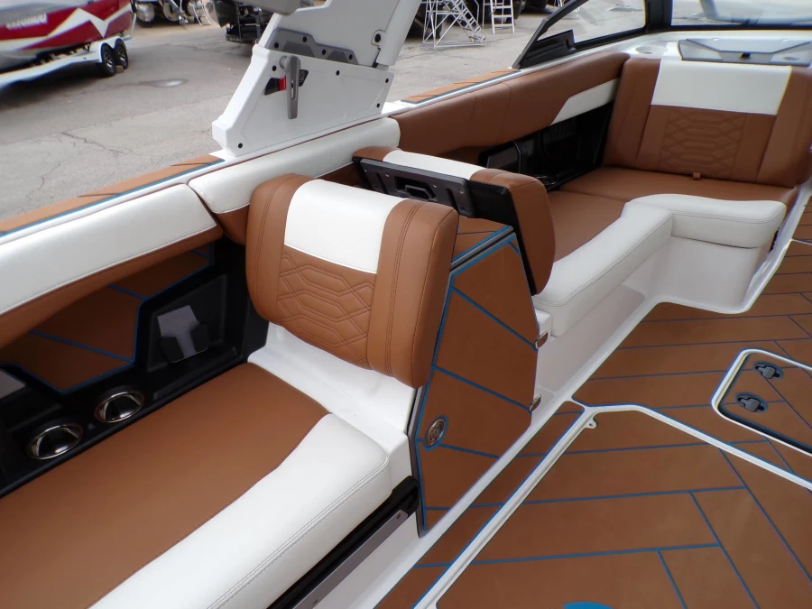 2023-malibu-wakesetter-26-lsv-147168-image19
