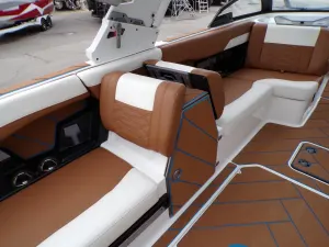 2023-malibu-wakesetter-26-lsv-147168-image19
