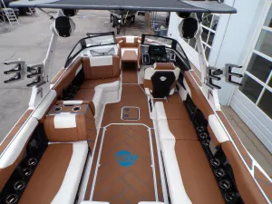 2023-malibu-wakesetter-26-lsv-147168-image6