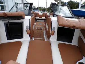 2023-malibu-wakesetter-26-lsv-147168-image9