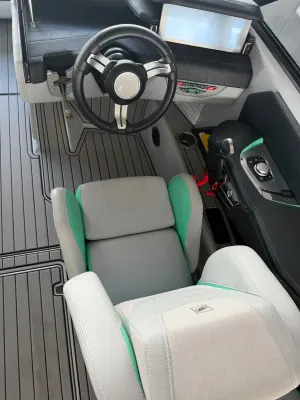 2022-nautique-g23-147170-image11.webp