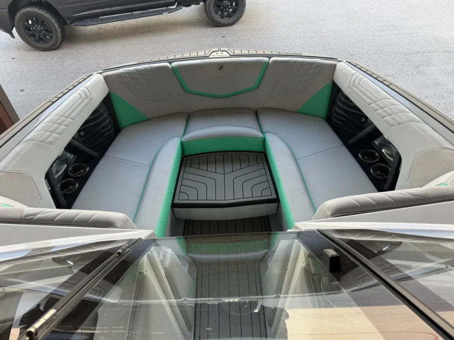 2022-nautique-g23-147170-image14.webp