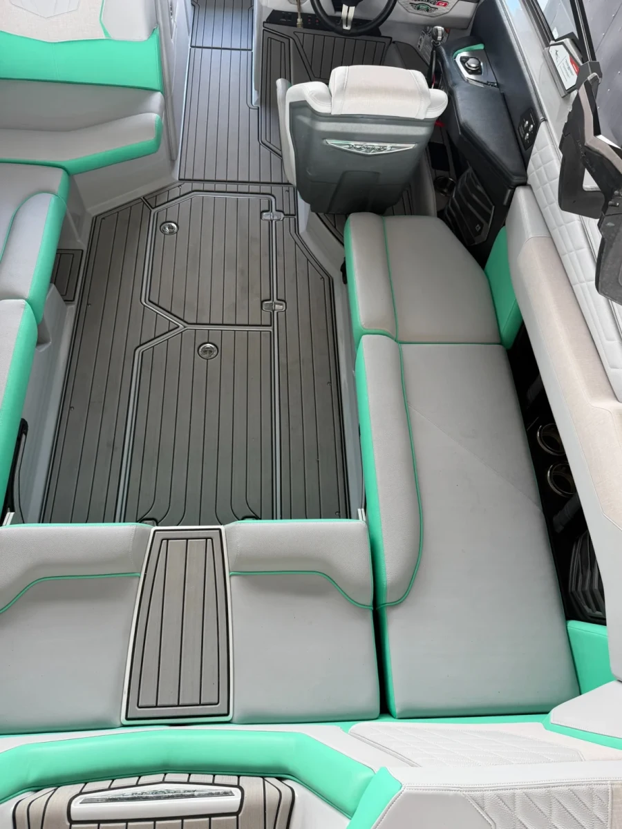 2022-nautique-g23-147170-image8.webp
