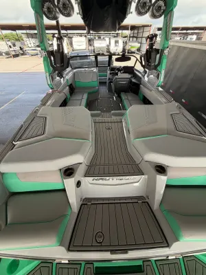 2022-nautique-g23-147170-image9.webp