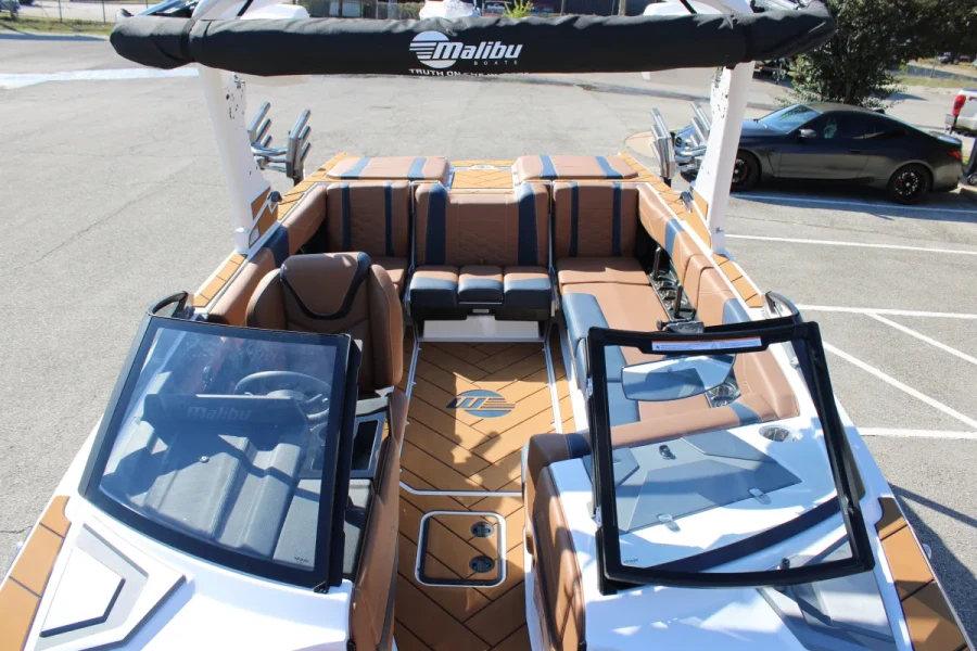 2027-malibu-wakesetter-23-lsv-147172-image21.webp