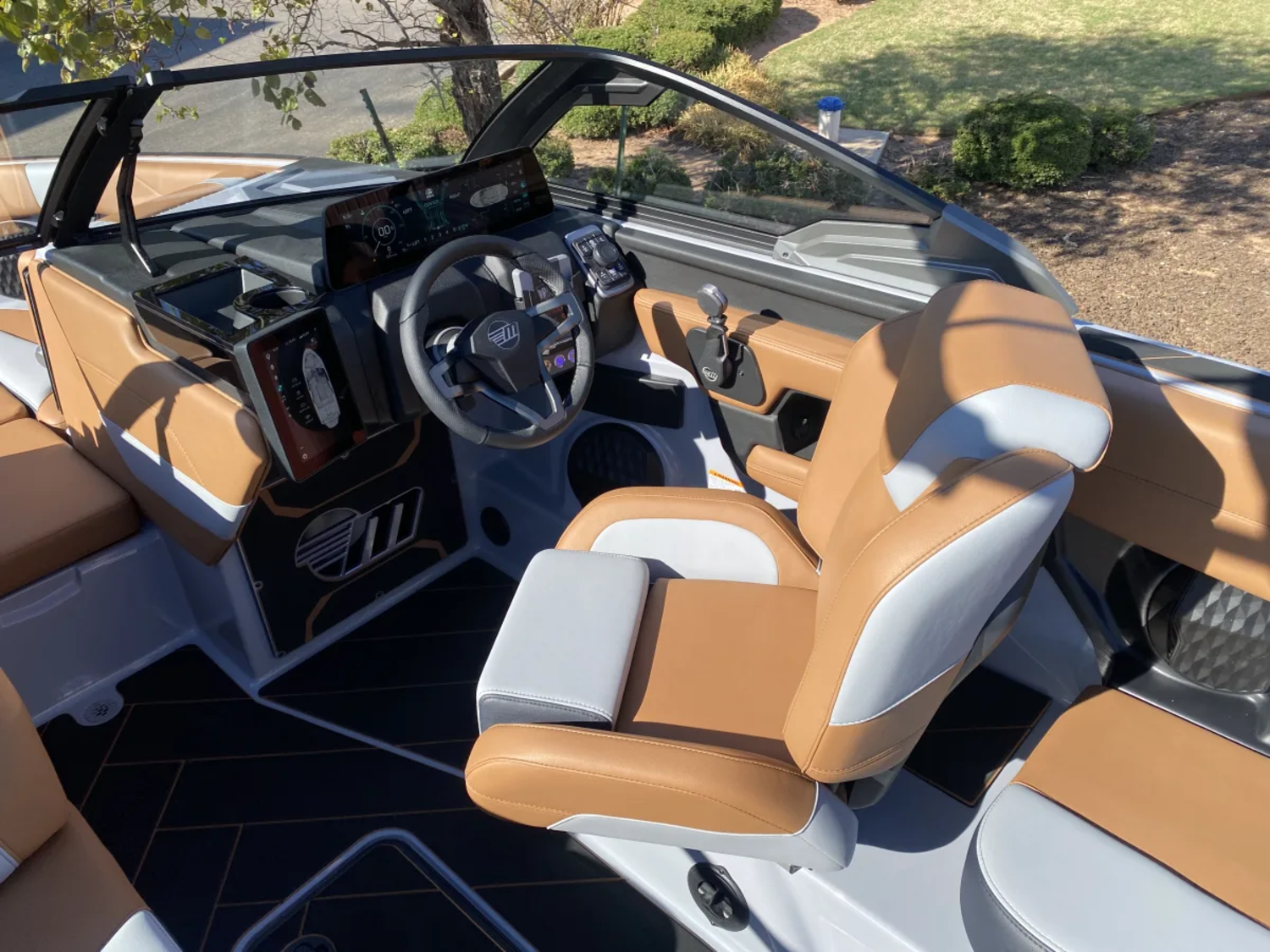 2027 Malibu Wakesetter 23 LSV