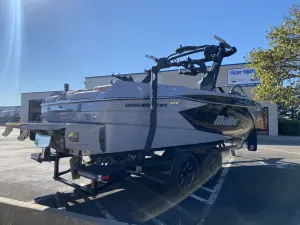 2027-malibu-wakesetter-23-lsv-147175-image6.webp
