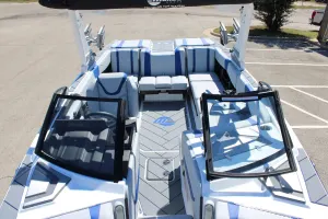 2027-malibu-wakesetter-23-lsv-147180-image21.webp